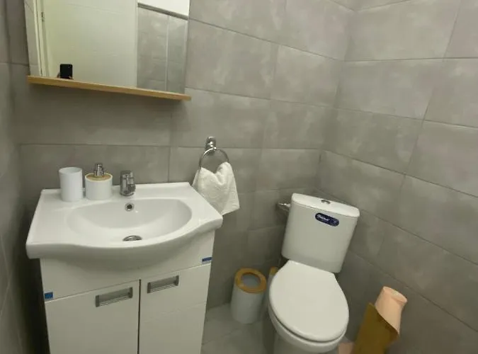 Apartmani Home 公寓