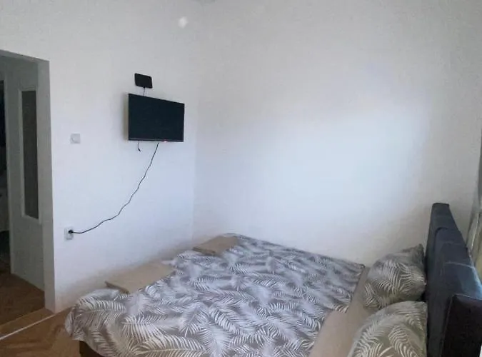 Apartmani Home 公寓 Zaječar