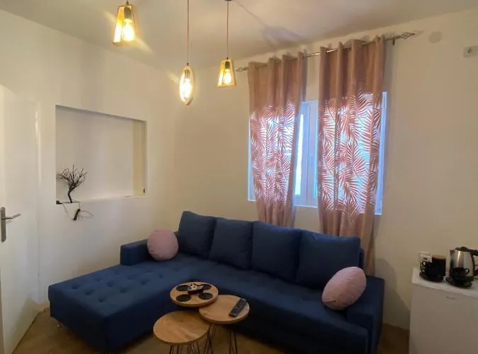 Apartmani Home 公寓 Zaječar